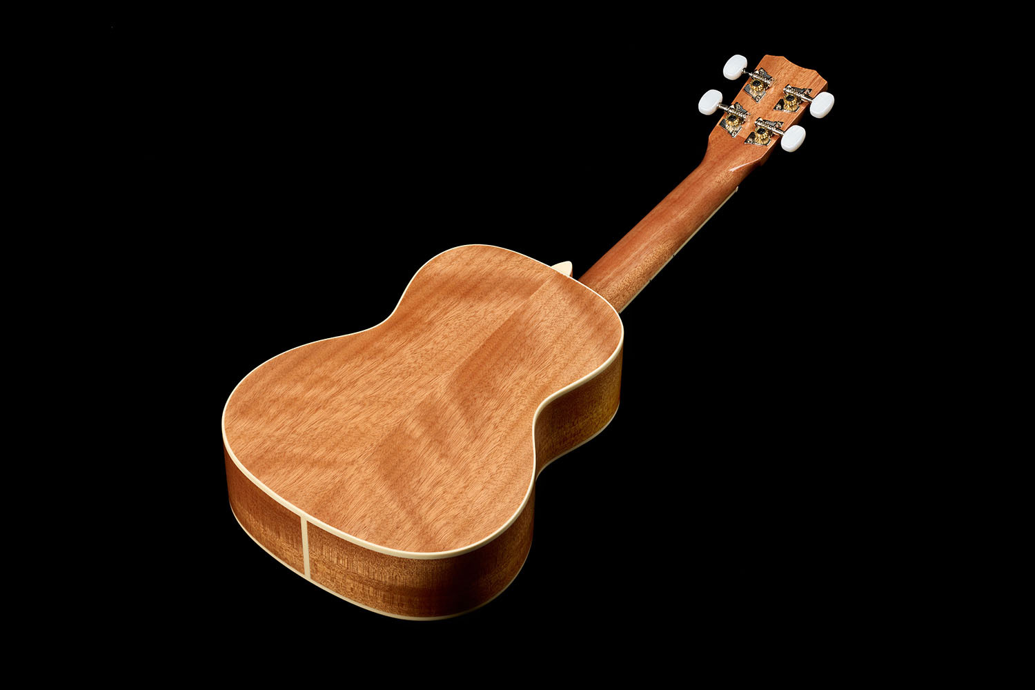 Top down back view of Córdoba 15C Mallorcan Pearl ukulele