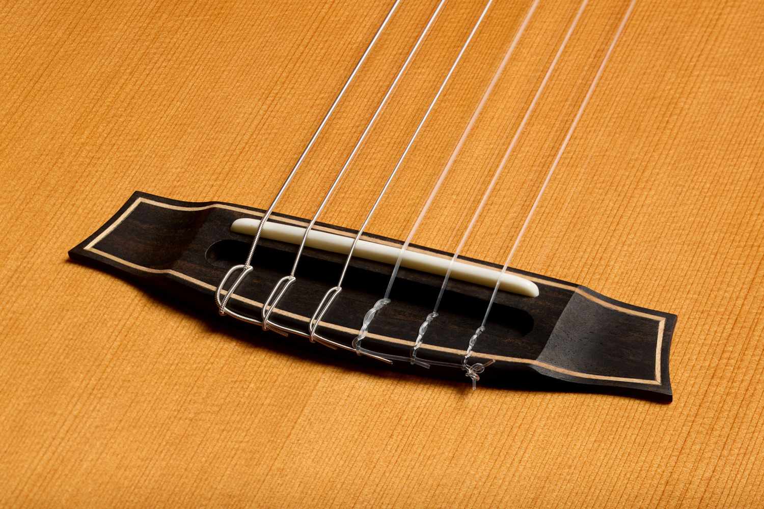 Close-up view of Stage Artist Traditional bridge