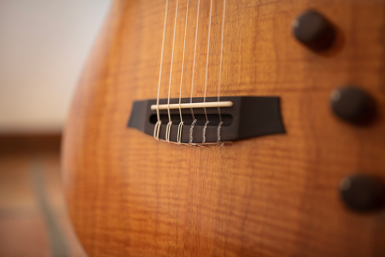 Close-up of Stage Natural Amber bridge