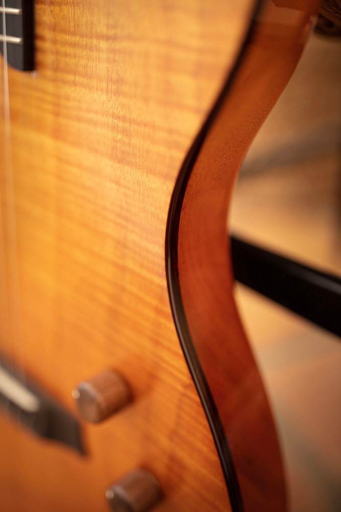 Close-up of Stage Natural Amber body curve